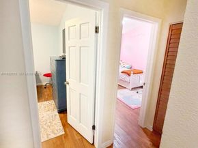 10877 NW 8th St, Pembroke Pines FL 33026