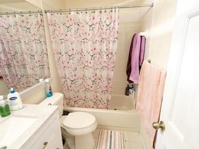 10877 NW 8th St, Pembroke Pines FL 33026