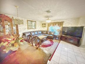 10877 NW 8th St, Pembroke Pines FL 33026