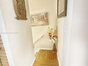 10877 NW 8th St, Pembroke Pines FL 33026