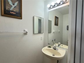 8906 W Flagler St 203, Miami FL 33174