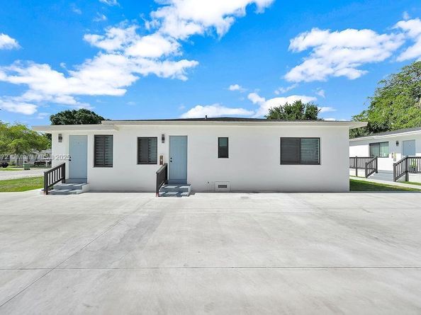 12400 NE 11th Ct, North Miami FL 33161