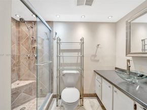 200 Golden Isles Dr 203, Hallandale Beach FL 33009