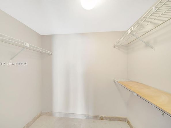 200 Golden Isles Dr 203, Hallandale Beach FL 33009