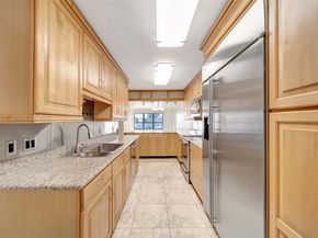 200 Golden Isles Dr 203, Hallandale Beach FL 33009