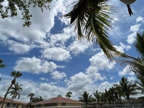 10204 Twin Lakes Dr 14H, Coral Springs FL 33071