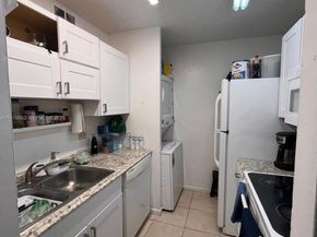 10204 Twin Lakes Dr 14H, Coral Springs FL 33071