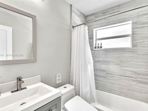 1577 NE 48th Ct, Oakland Park FL 33334