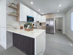 1846 NW 49th St, Miami FL 33142