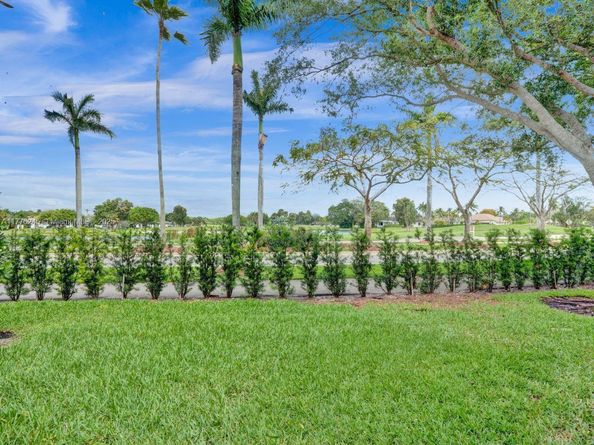 15831 SW 10th St, Pembroke Pines FL 33027
