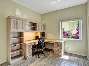 15831 SW 10th St, Pembroke Pines FL 33027