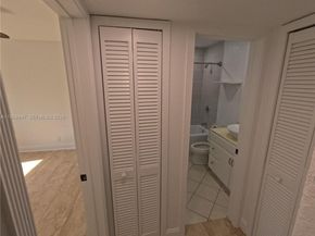 1423 Holly Heights Dr 15, Fort Lauderdale FL 33304