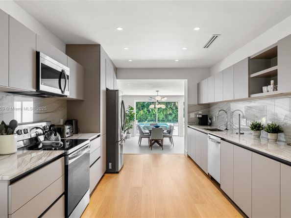 45 NE 104th St, Miami Shores FL 33138