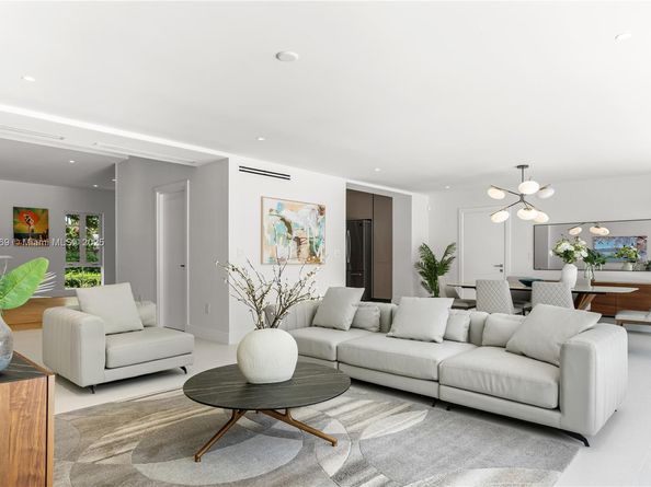 45 NE 104th St, Miami Shores FL 33138