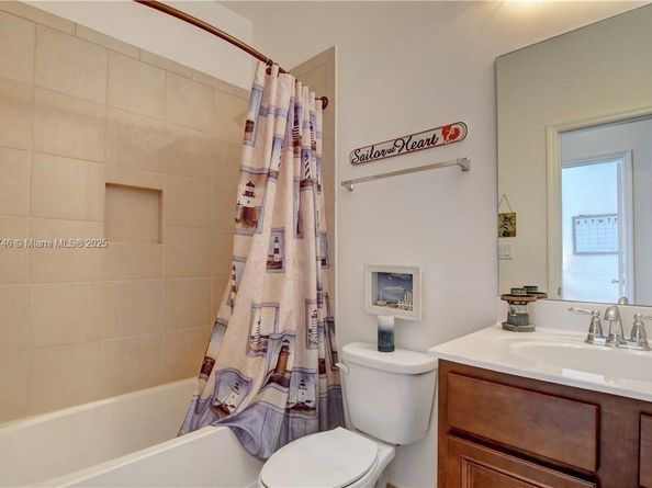 1071 NW 33rd Ct, Pompano Beach FL 33064