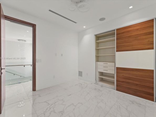 1311 Stillwater Dr, Miami Beach FL 33141