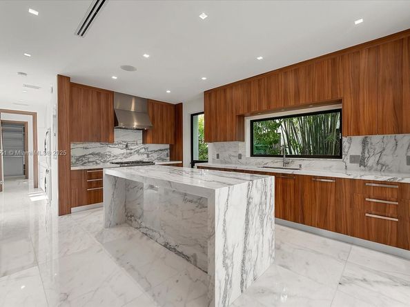 1311 Stillwater Dr, Miami Beach FL 33141