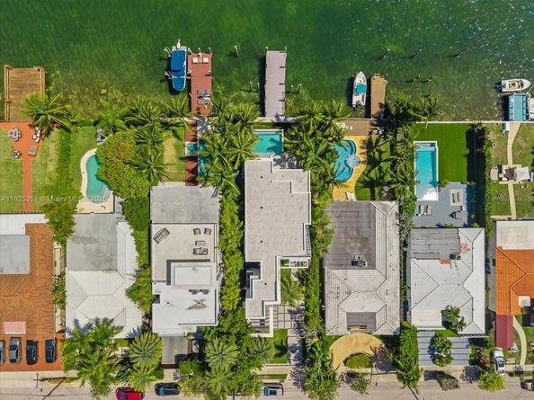 1311 Stillwater Dr, Miami Beach FL 33141
