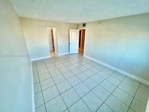 14830 Naranja Lakes Blvd A3R, Homestead FL 33032