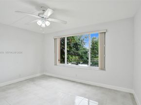 5950 Del Lago Cir 104, Sunrise FL 33313