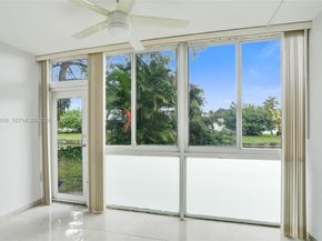 5950 Del Lago Cir 104, Sunrise FL 33313