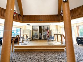 5950 Del Lago Cir 104, Sunrise FL 33313