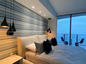 1000 Brickell Plz 3308, Miami FL 33131