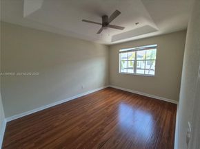 7673 NW 116th Ave, Doral FL 33178