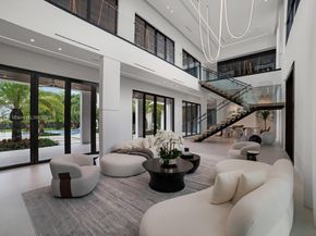 9900 SW 125th Ave, Miami FL 33186