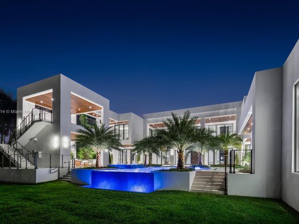 9900 SW 125th Ave, Miami FL 33186
