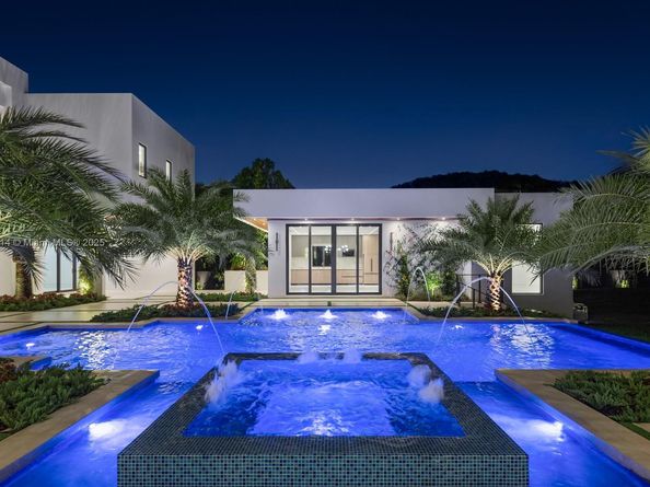 9900 SW 125th Ave, Miami FL 33186