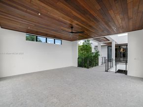 9900 SW 125th Ave, Miami FL 33186