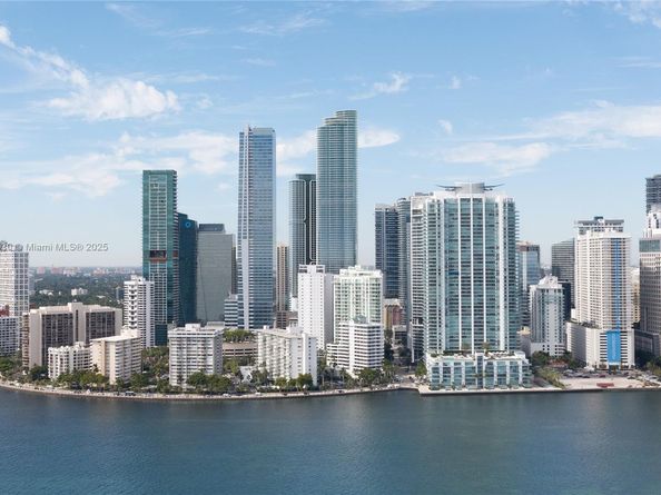 1420 S Miami Ave 6601, Miami FL 33130