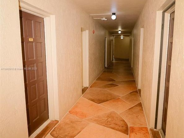 6301 N Falls Cir Dr 307, Lauderhill FL 33319