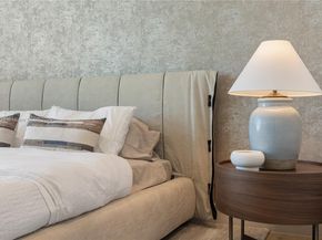 2950 NE 164th St, North Miami Beach FL 33160