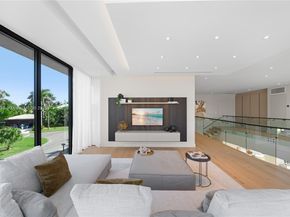 2950 NE 164th St, North Miami Beach FL 33160