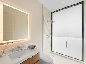 2950 NE 164th St, North Miami Beach FL 33160