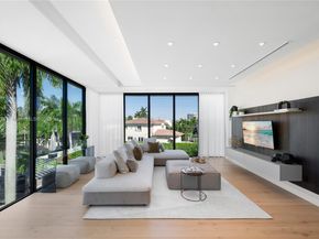 2950 NE 164th St, North Miami Beach FL 33160