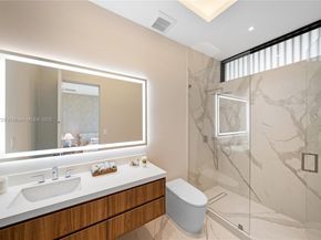 2950 NE 164th St, North Miami Beach FL 33160