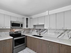 17821 NW 22nd Ave, Miami Gardens FL 33056