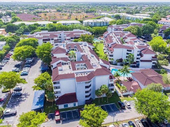 Undisclosed Address #A11852159, Miami FL 33193