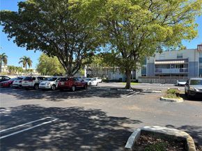 4600 SW 67th Ave 212, Miami FL 33155