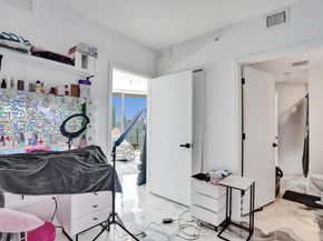 501 NE 31st St 3306, Miami FL 33137