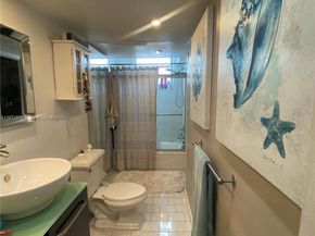 6900 Bay Dr 10D, Miami Beach FL 33141