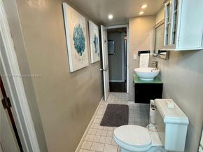 6900 Bay Dr 10D, Miami Beach FL 33141