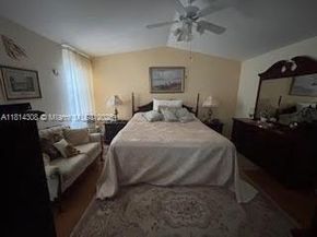 126 Chestnut Cir, Royal Palm Beach FL 33411