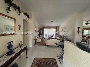 126 Chestnut Cir, Royal Palm Beach FL 33411