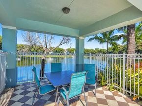 1942 Alamanda Way, Riviera Beach FL 33404