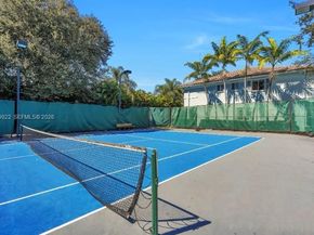 1942 Alamanda Way, Riviera Beach FL 33404