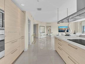 17301 Biscayne Blvd 2301, North Miami Beach FL 33160